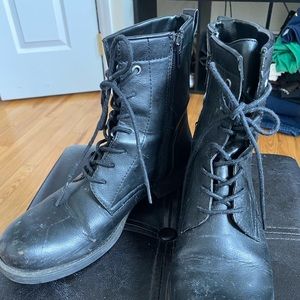 Ankle boots